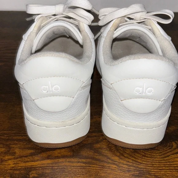 Alo White Sneakers - Picture 5 of 9